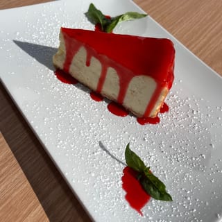 CHEESECAKE SLICE